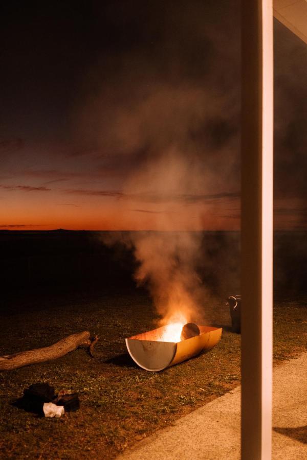 Coorong Island Retreat - Farm Stay At Pet Friendly Property Meningie Экстерьер фото